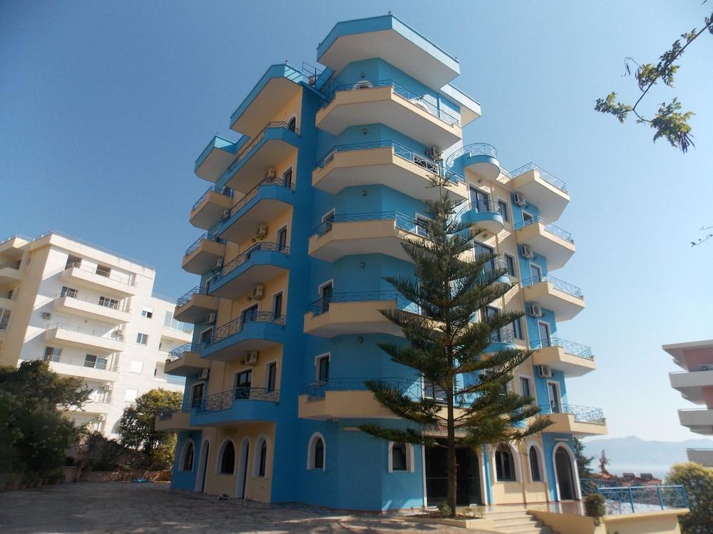 Blue Residence Саранде Екстериор снимка